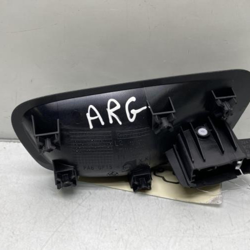 Poignee interieur arriere gauche BMW SERIE 2 F45 ACTIVE Photo n°2