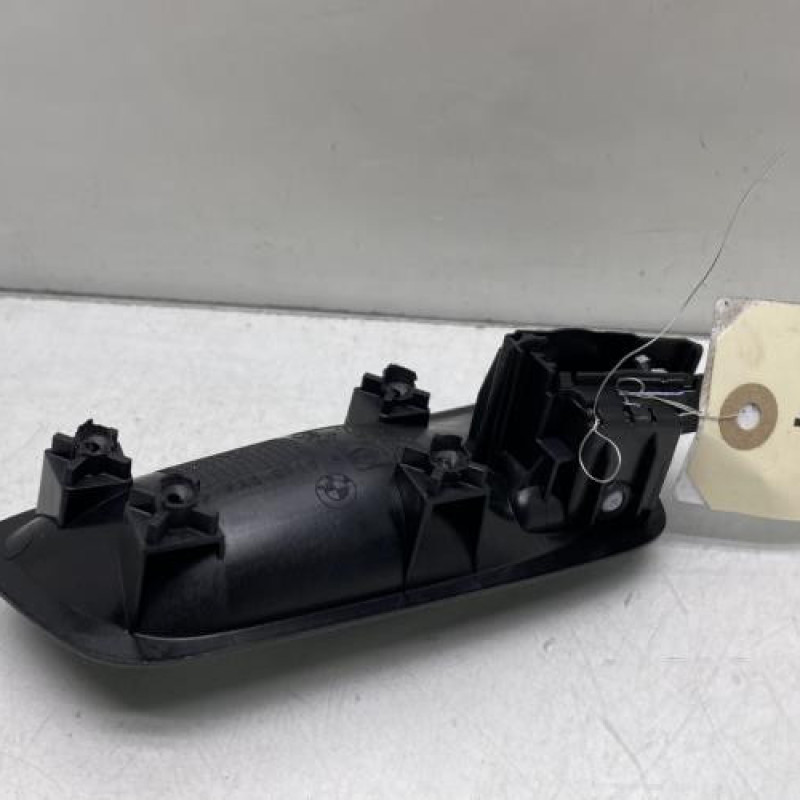 Poignee interieur arriere gauche BMW SERIE 2 F45 ACTIVE Photo n°3
