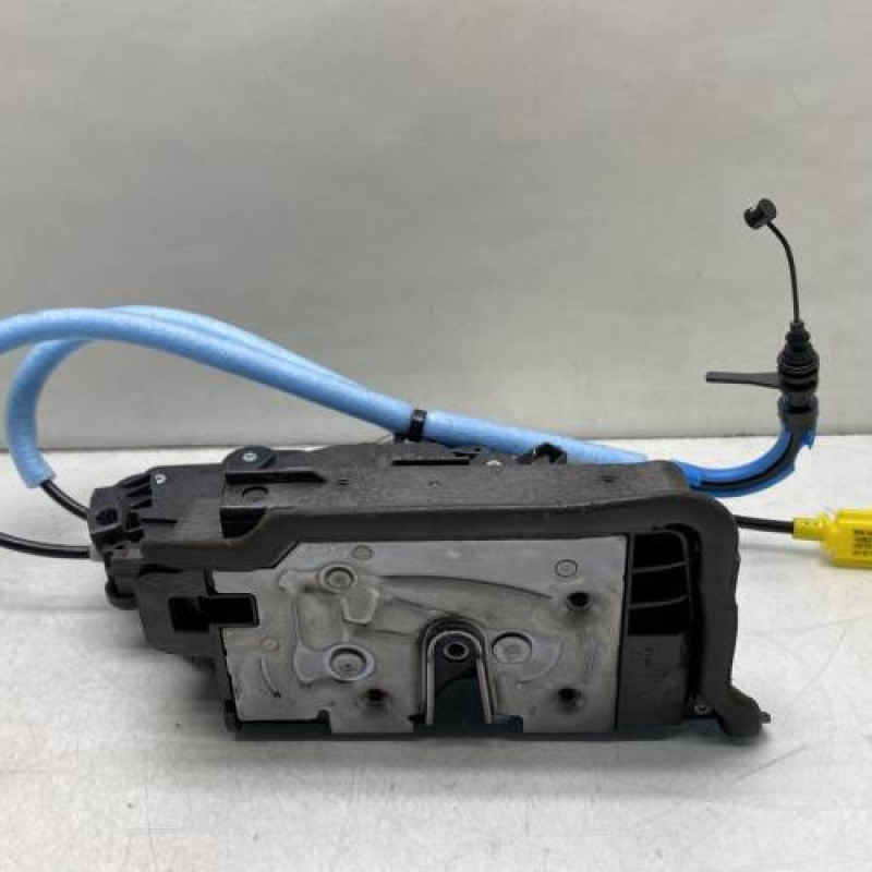 Serrure avant gauche BMW SERIE 2 F45 ACTIVE Photo n°1