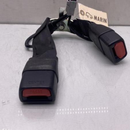 Attache ceinture arriere gauche TOYOTA YARIS 3