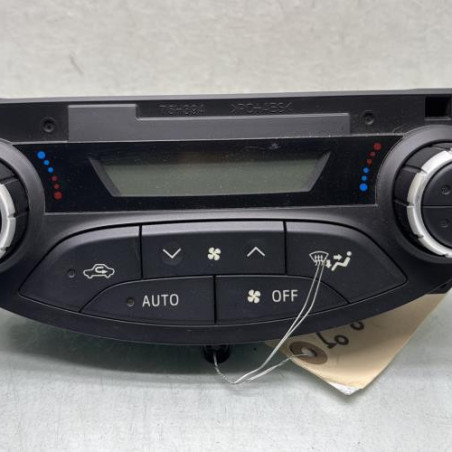 Commande chauffage TOYOTA YARIS 3 Photo n°1