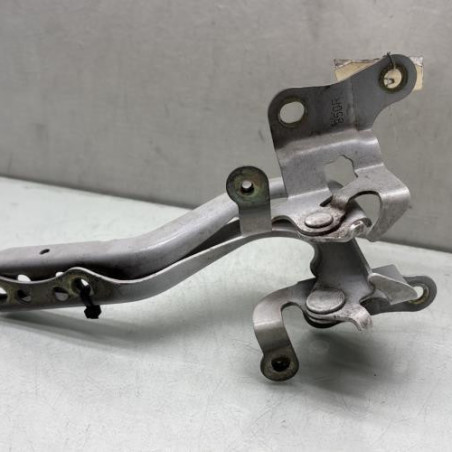 Charniere de capot TOYOTA YARIS 3