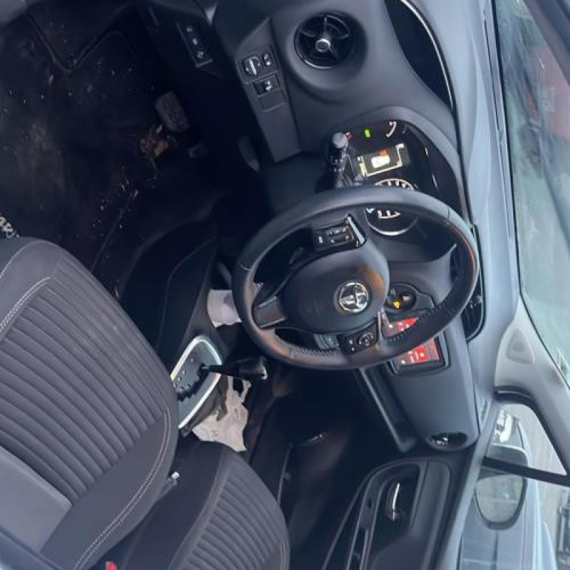 Commande chauffage TOYOTA YARIS 3 Photo n°11