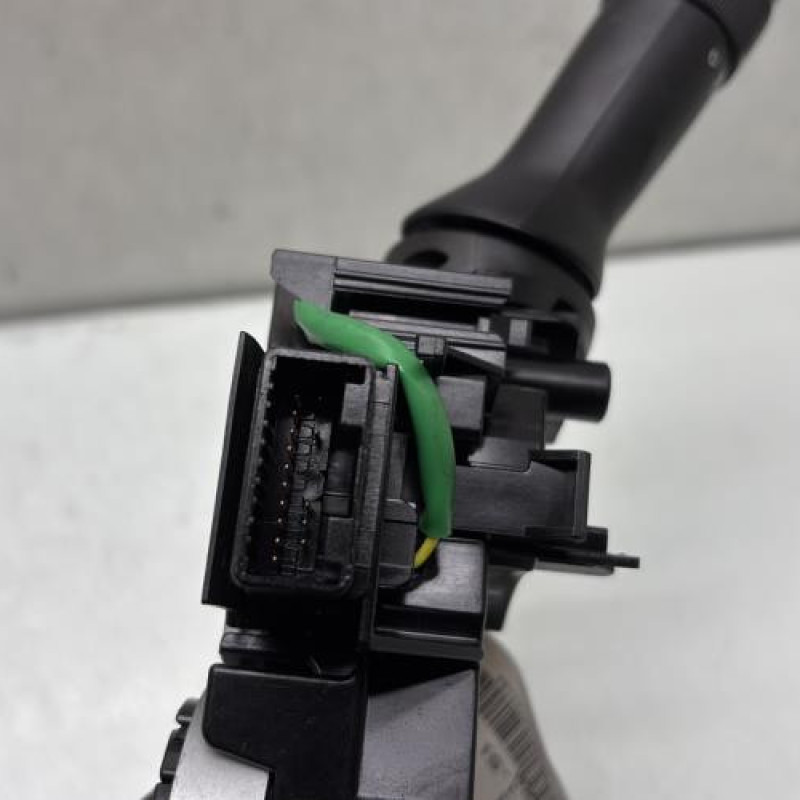 Commodo phare TOYOTA YARIS 3 Photo n°4