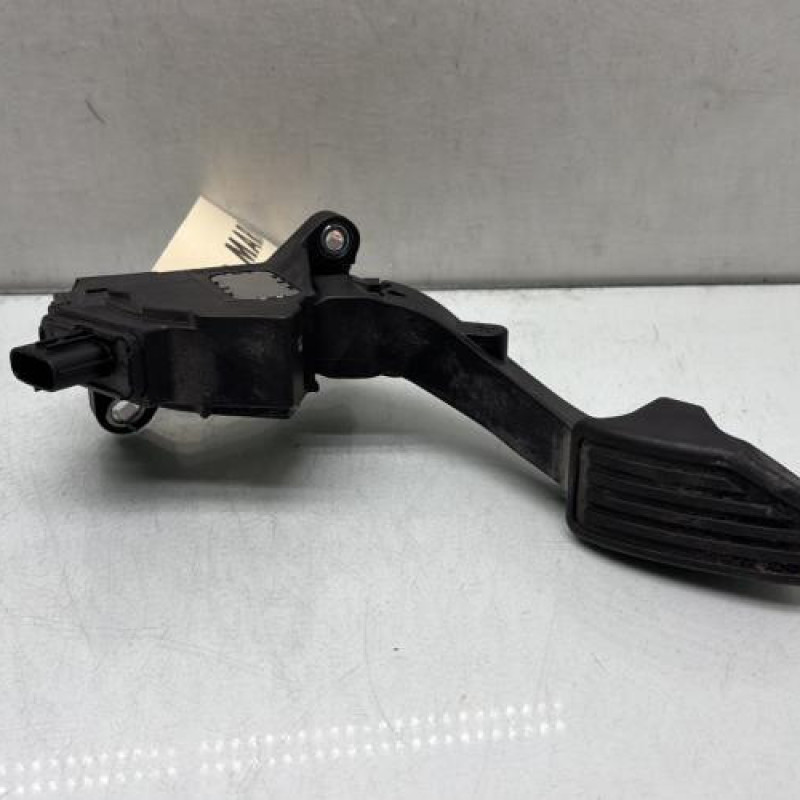 Pedale d'accelerateur TOYOTA YARIS 3 Photo n°1