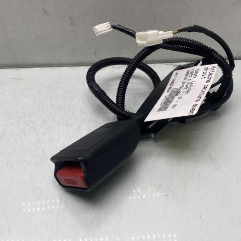 Attache ceinture avant droit TOYOTA YARIS 3 Photo n°4