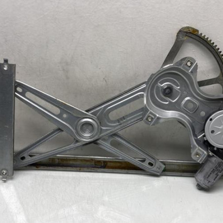 Leve vitre electrique avant droit TOYOTA YARIS 3 Photo n°1