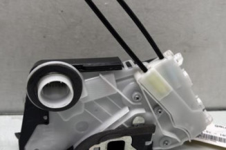 Serrure avant gauche TOYOTA YARIS 3