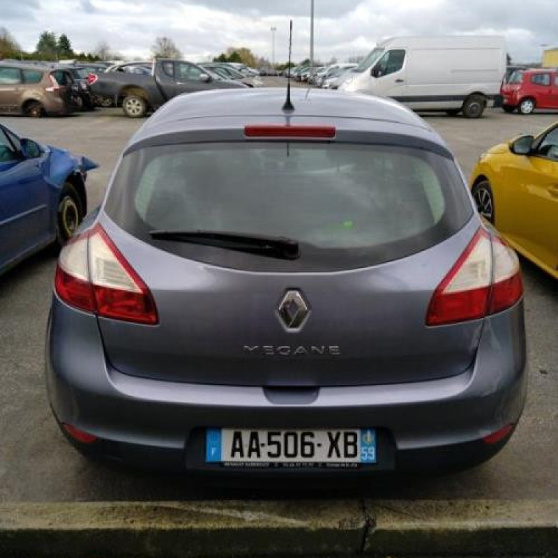 Aile avant gauche RENAULT MEGANE 3 Photo n°5