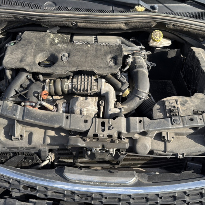 PEUGEOT 208 1 PHASE 1 1.6 HDI - 8V TURBO Photo n°9