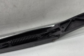 Bras essuie glace avant droit VOLKSWAGEN POLO 5