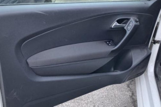 Vitre avant droit VOLKSWAGEN POLO 5