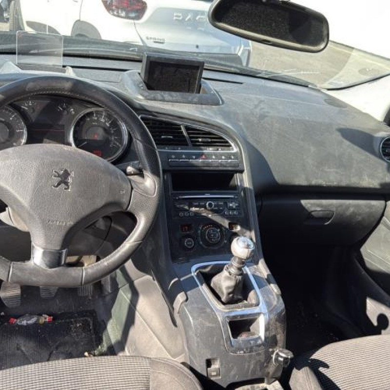 Renfort pare choc arriere (traverse) PEUGEOT 5008 1 Photo n°12