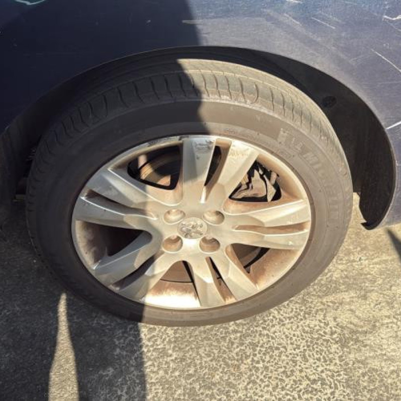 Renfort pare choc arriere (traverse) PEUGEOT 5008 1 Photo n°13