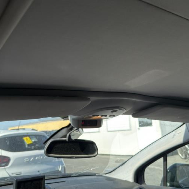 Renfort pare choc arriere (traverse) PEUGEOT 5008 1 Photo n°20