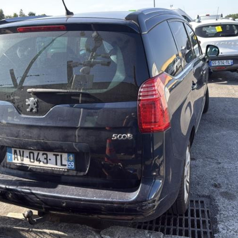 Etrier avant gauche (freinage) PEUGEOT 5008 1 Photo n°5