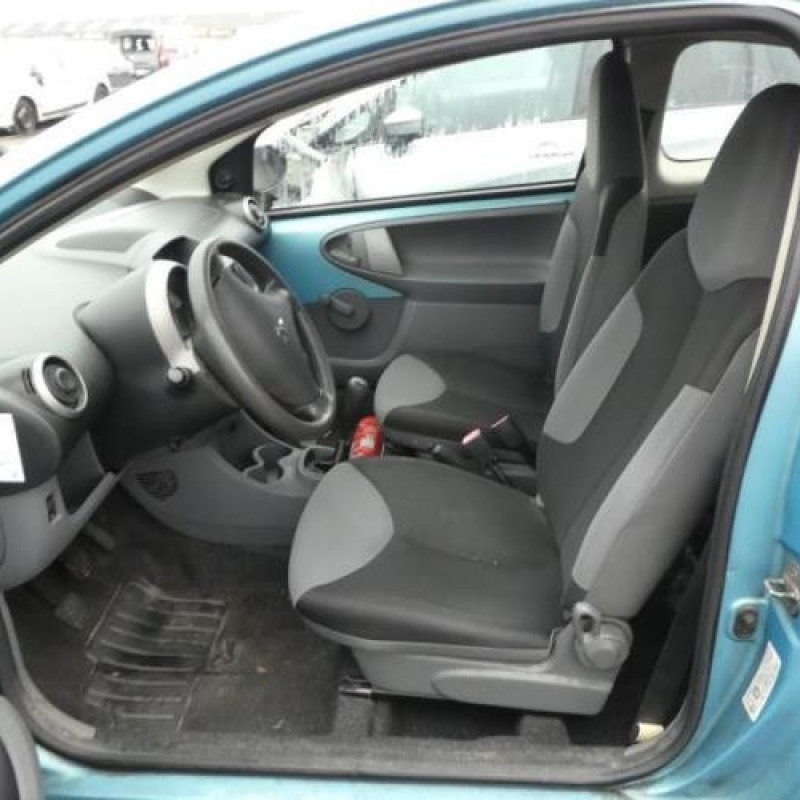 Capot PEUGEOT 107 Photo n°7