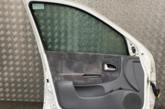Porte avant gauche RENAULT MEGANE 1