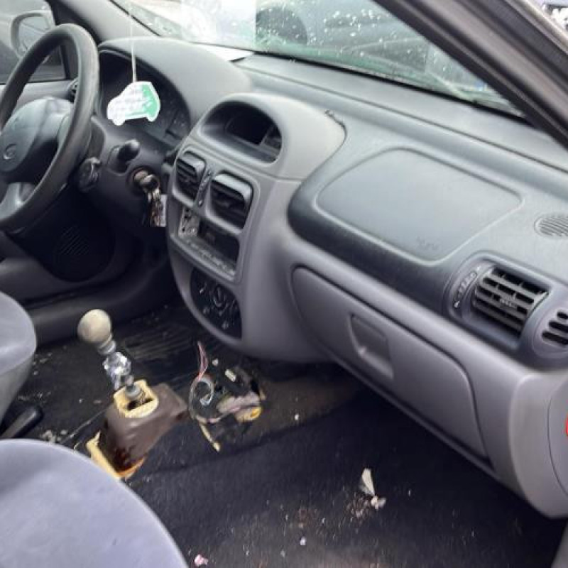 Porte arriere droit RENAULT CLIO 2 Photo n°12