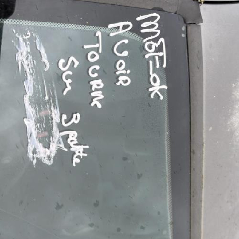 Porte arriere droit RENAULT CLIO 2 Photo n°17