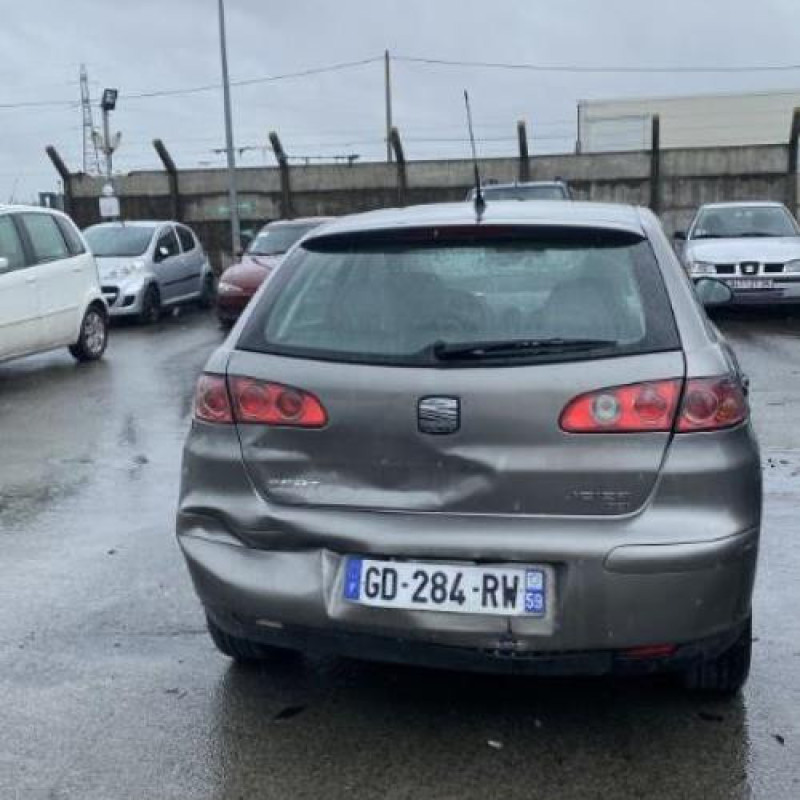 Silencieux arriere (echappement) SEAT IBIZA 3 Photo n°3