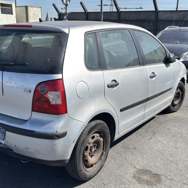 Silencieux arriere (echappement) VOLKSWAGEN POLO 4 Photo n°3