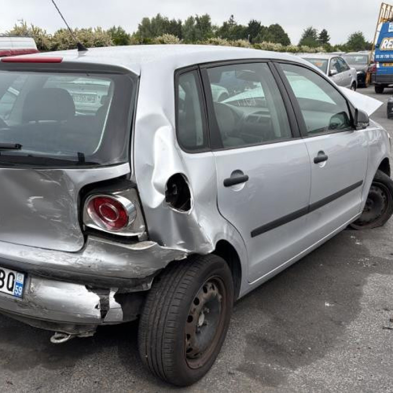 Silencieux arriere (echappement) VOLKSWAGEN POLO 4 Photo n°3