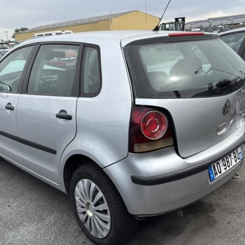 Silencieux arriere (echappement) VOLKSWAGEN POLO 4 Photo n°4
