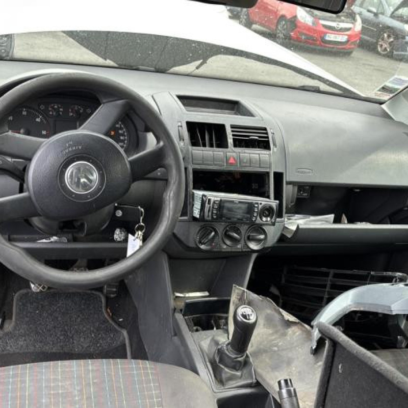 Silencieux arriere (echappement) VOLKSWAGEN POLO 4 Photo n°15