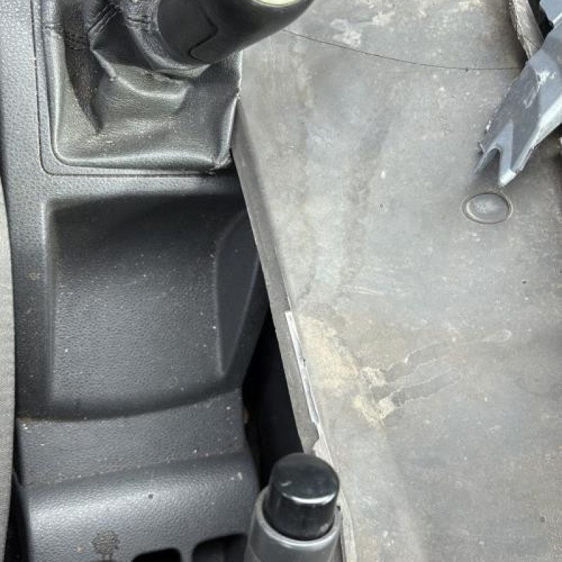 Silencieux arriere (echappement) VOLKSWAGEN POLO 4 Photo n°17