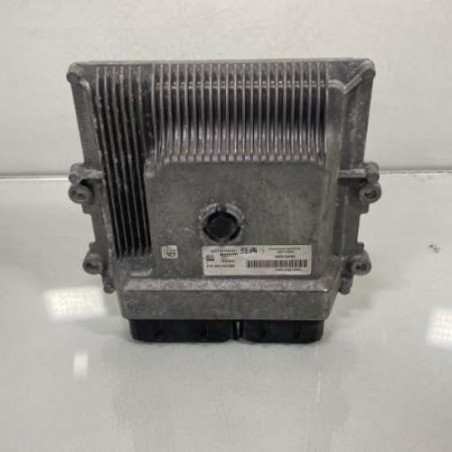 Calculateur moteur PEUGEOT 308 2 Photo n°1