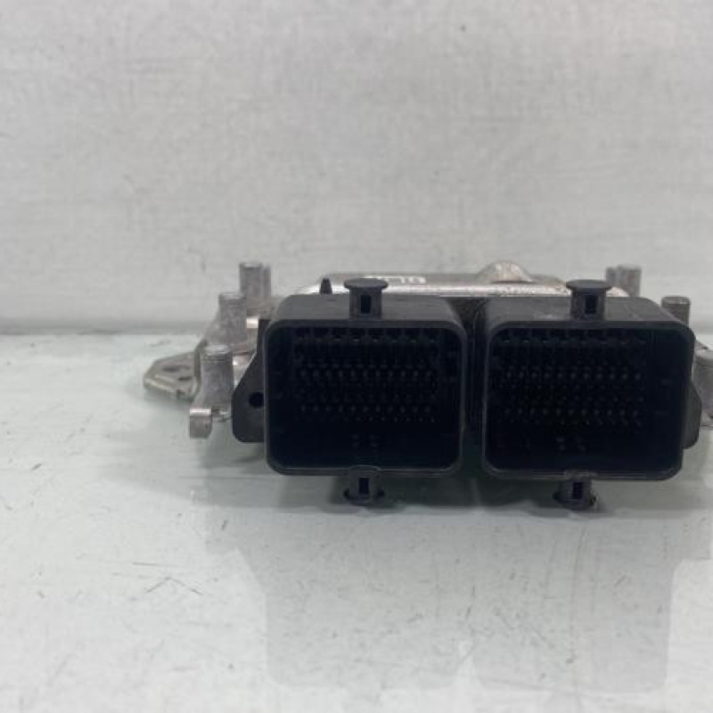 Calculateur moteur SUZUKI SWIFT 5 Photo n°3