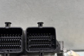 Calculateur moteur SUZUKI SWIFT 4