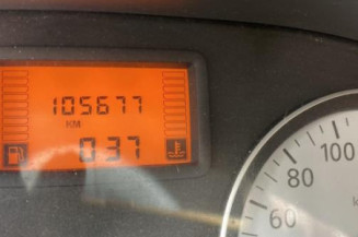 Calculateur moteur DACIA SANDERO 1