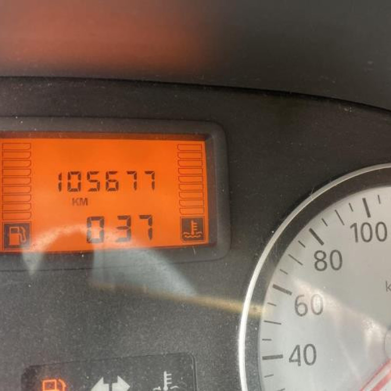 Calculateur moteur DACIA SANDERO 1 Photo n°12