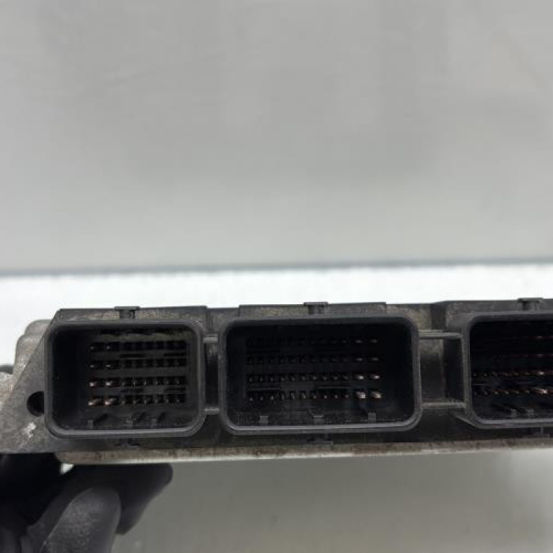 Calculateur moteur CITROEN C3 1 Photo n°2