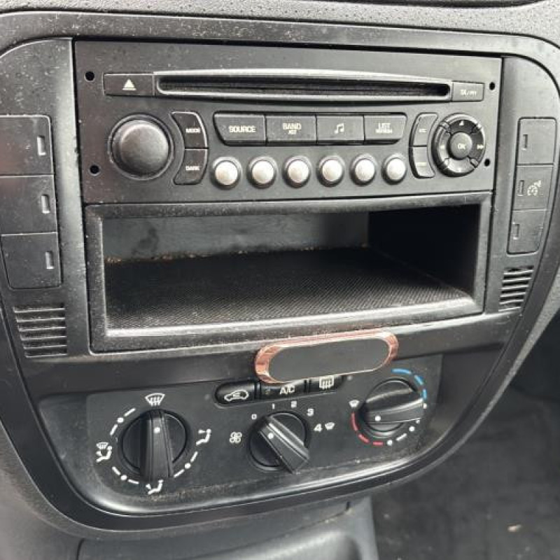 Calculateur moteur CITROEN C3 1 Photo n°20