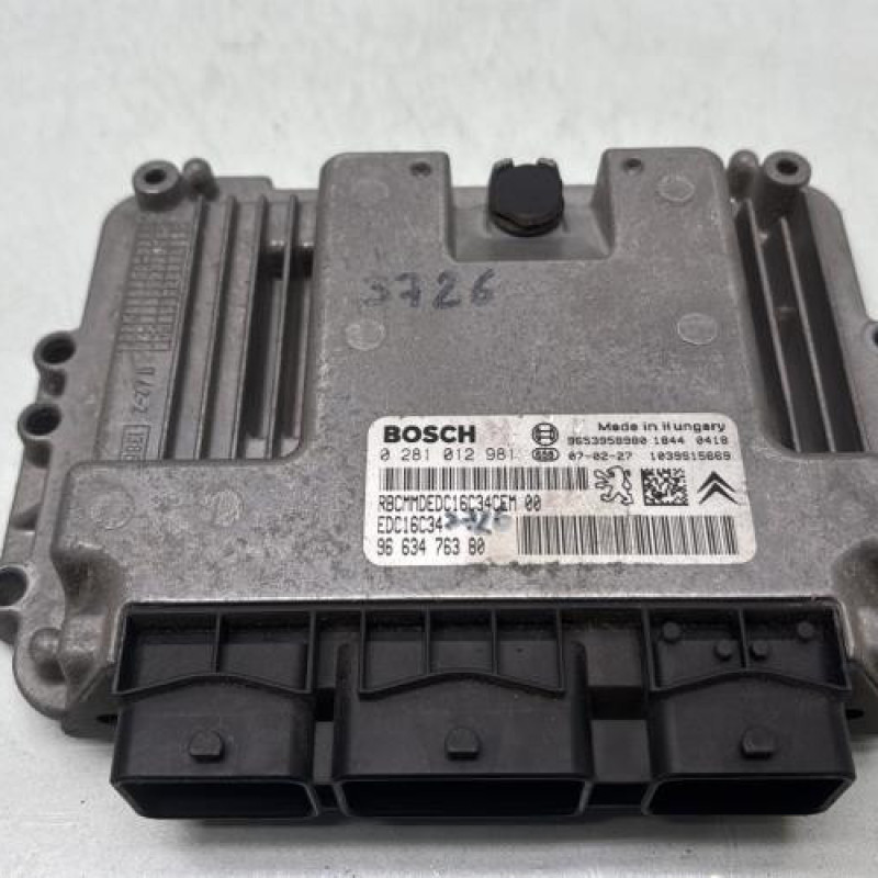 Calculateur moteur CITROEN C4 PICASSO 1 Photo n°2