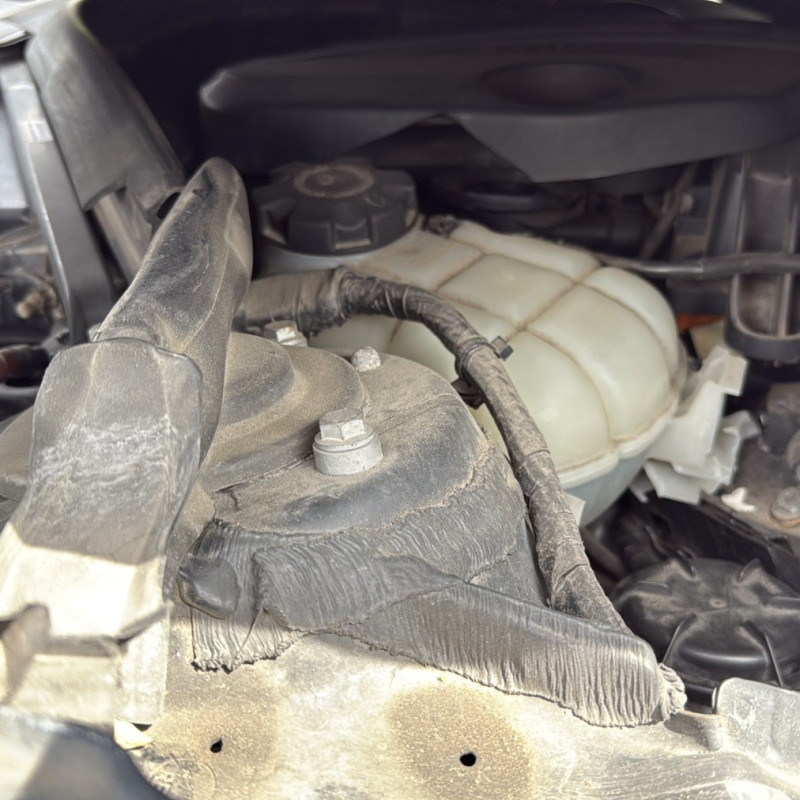 BMW SERIE 1 F20 PHASE 1 116d 2.0D - 16V TURBO Photo n°31