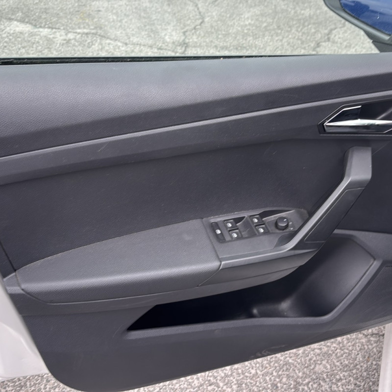 SEAT IBIZA 5 PHASE 1 1.0 MPI - 12V Photo n°20