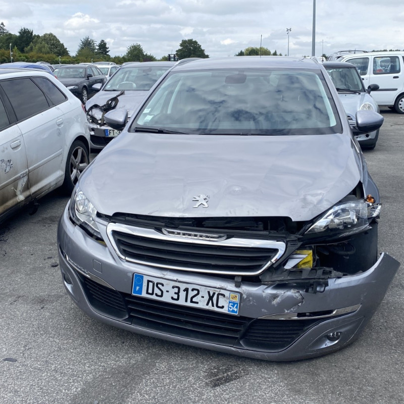 PEUGEOT 308 2 SW PHASE 1 BREAK 1.6 BLUE HDI - 8V TURBO Photo n°6