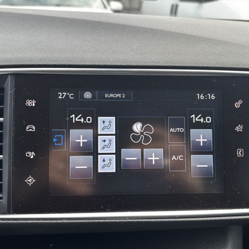 PEUGEOT 308 2 SW PHASE 1 BREAK 1.6 BLUE HDI - 8V TURBO Photo n°28