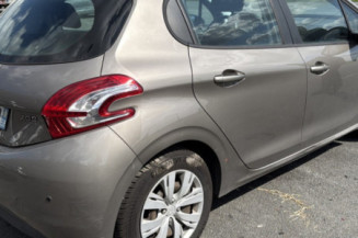 PEUGEOT 208 1 PHASE 1 1.2 VTI - 12V