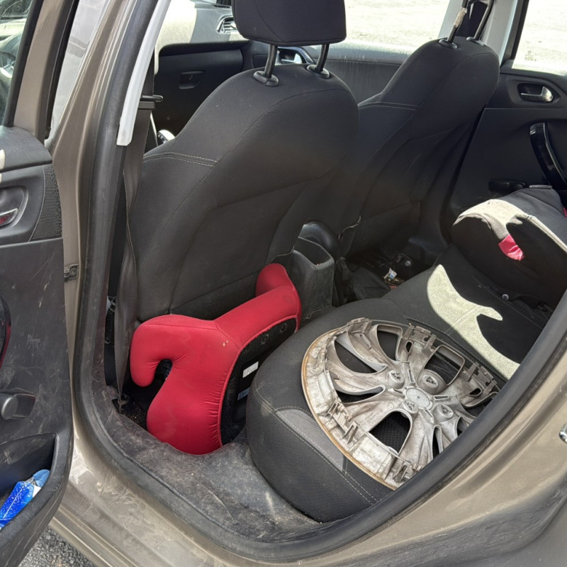 PEUGEOT 208 1 PHASE 1 1.2 VTI - 12V Photo n°10