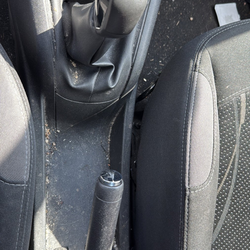 PEUGEOT 208 1 PHASE 1 1.2 VTI - 12V Photo n°17