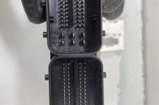 Calculateur moteur BMW SERIE 1 F20