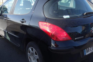 Calculateur moteur PEUGEOT 308 1