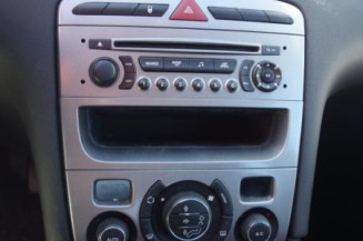 Calculateur moteur PEUGEOT 308 1