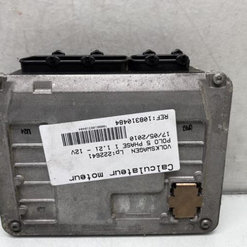 Calculateur moteur VOLKSWAGEN POLO 5 Photo n°4