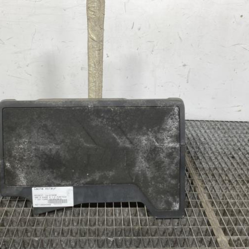 Cache moteur  PEUGEOT 308 2 Photo n°1